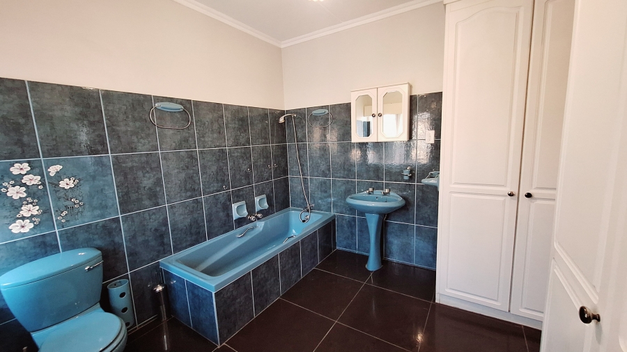 3 Bedroom Property for Sale in Odendaalsrus Free State